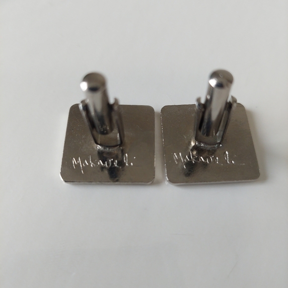 Cuff Links - Picture 4 of 4